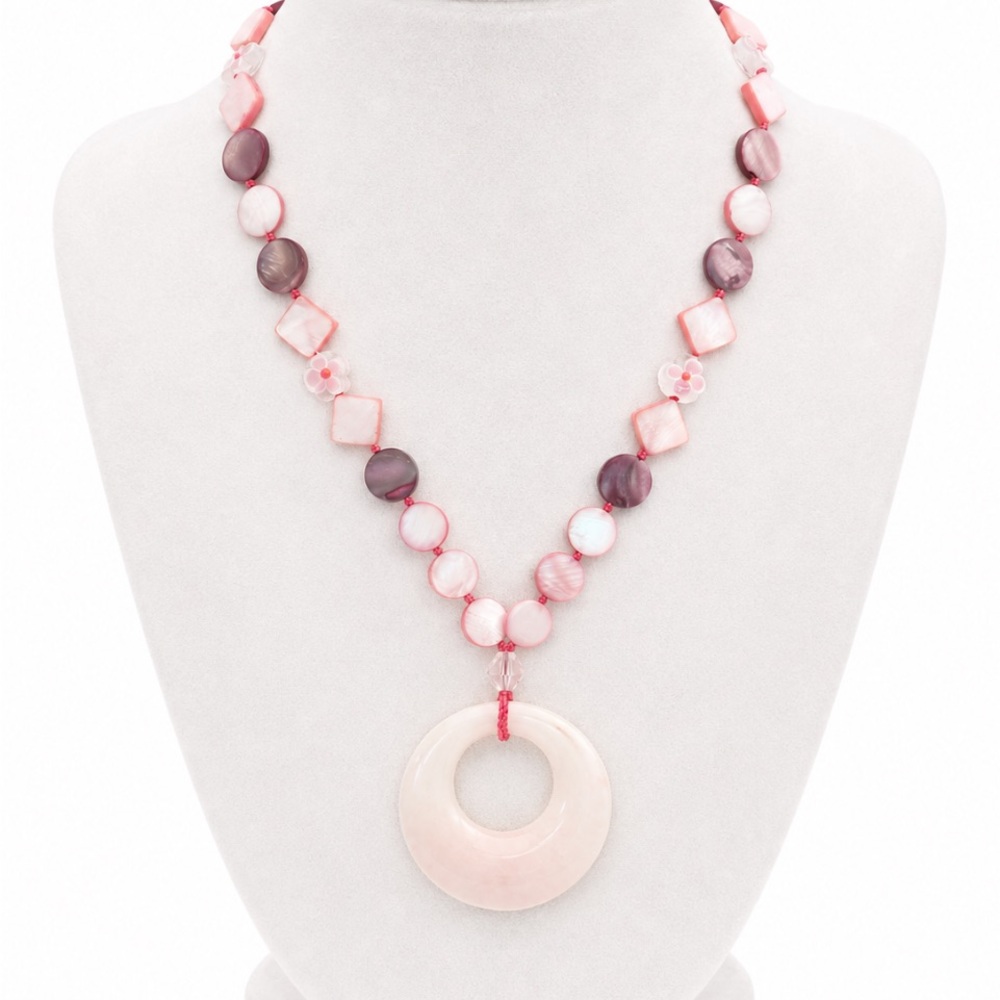 Pink Mother-of-Pearl Pendant Necklace